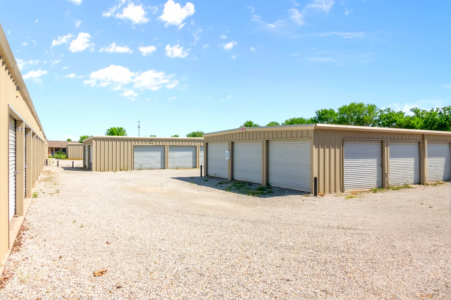 Owl Storage units in Kansas